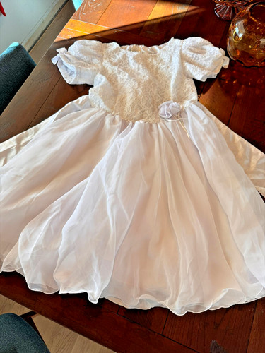 Lovely white lace - lovely,